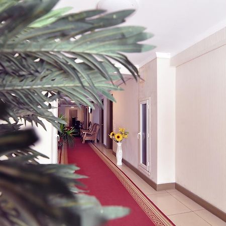 Sun Rise Hotel 第比利斯 外观 照片