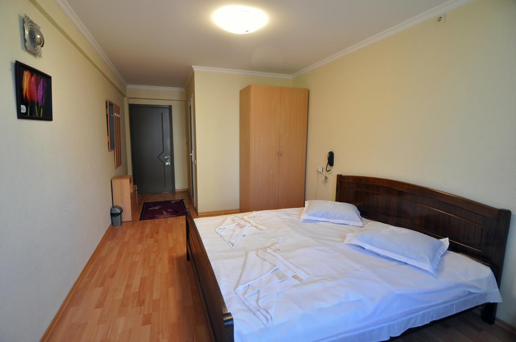 Sun Rise Hotel 第比利斯 客房 照片