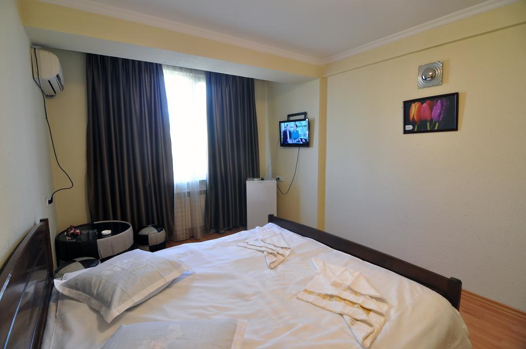 Sun Rise Hotel 第比利斯 外观 照片