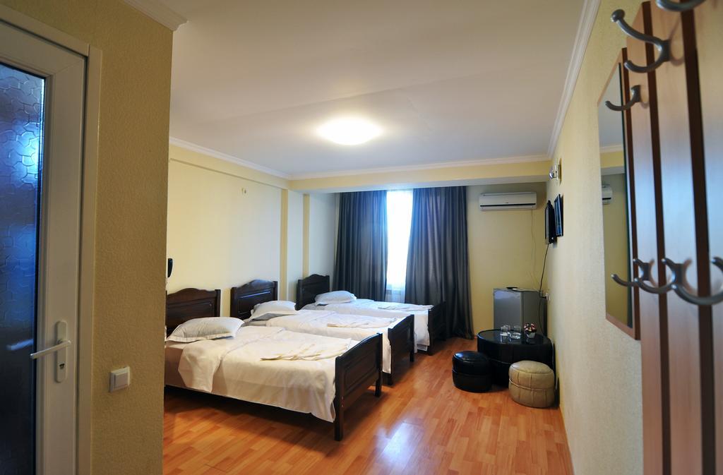 Sun Rise Hotel 第比利斯 客房 照片
